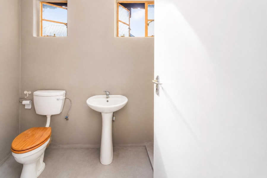 5 Bedroom Property for Sale in Schoemansville North West